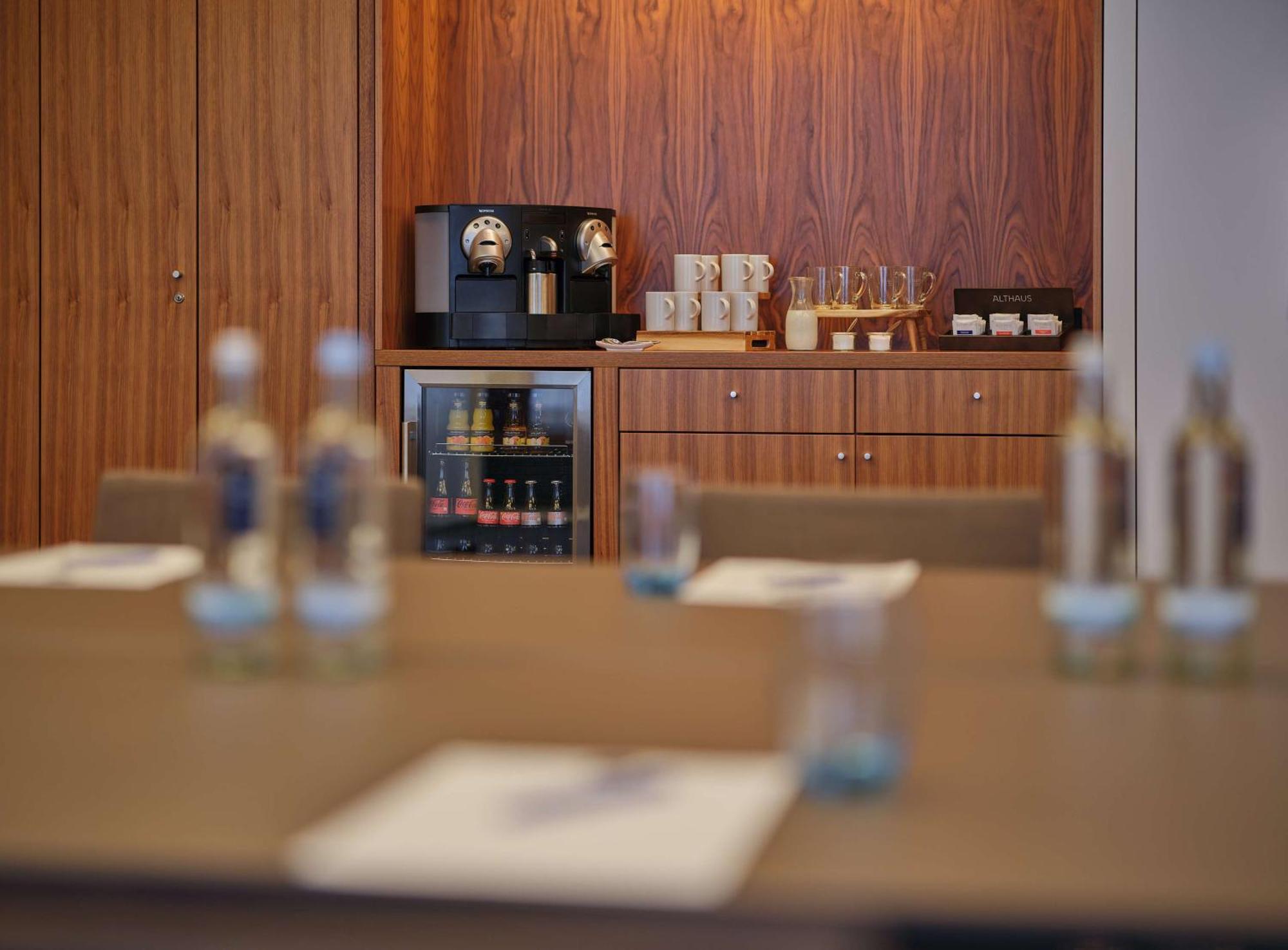 Dorint Kurfuerstendamm Berlin Exterior photo A coffee machine in a meeting room
