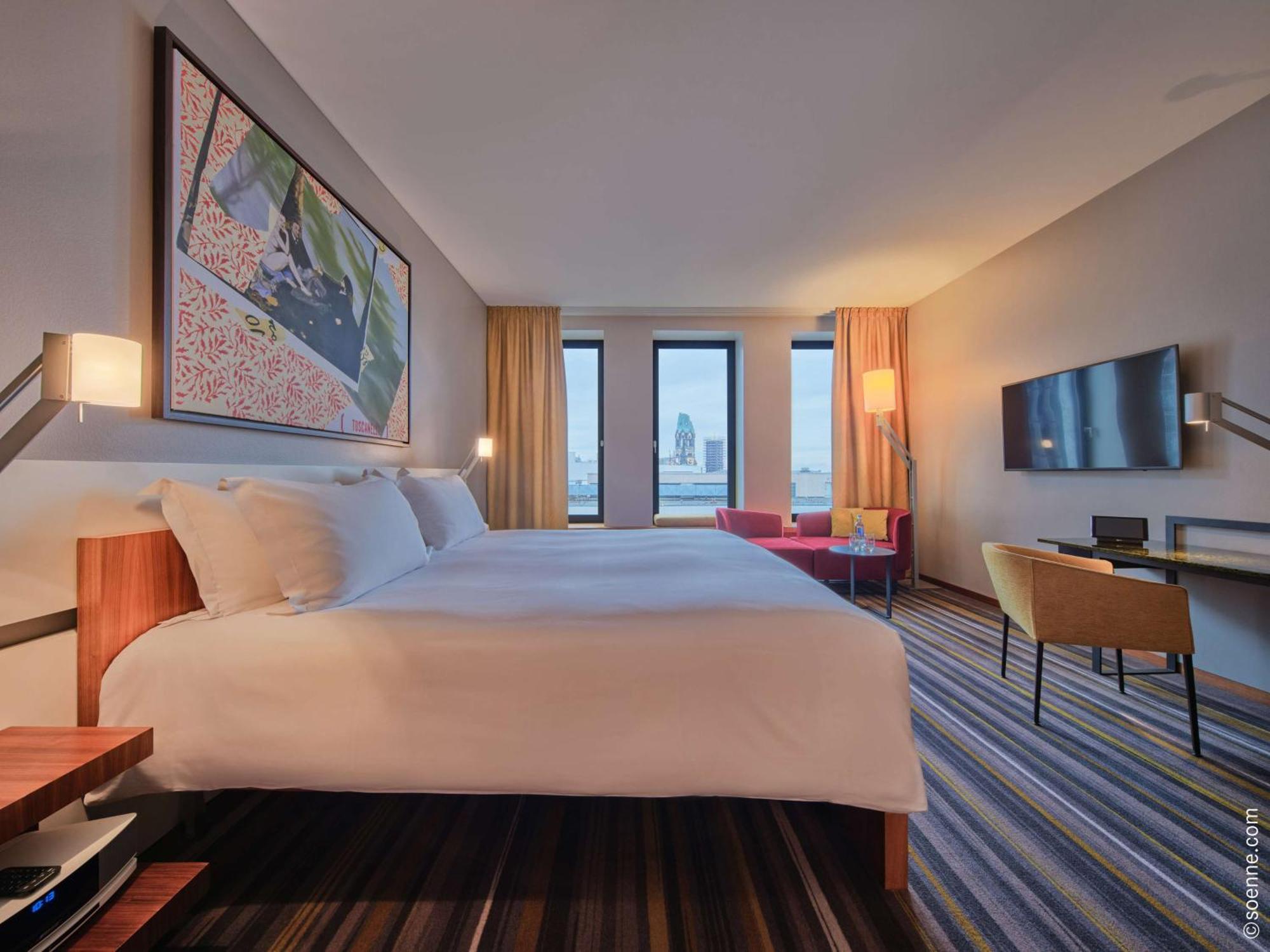 Dorint Kurfuerstendamm Berlin Exterior photo Deluxe room