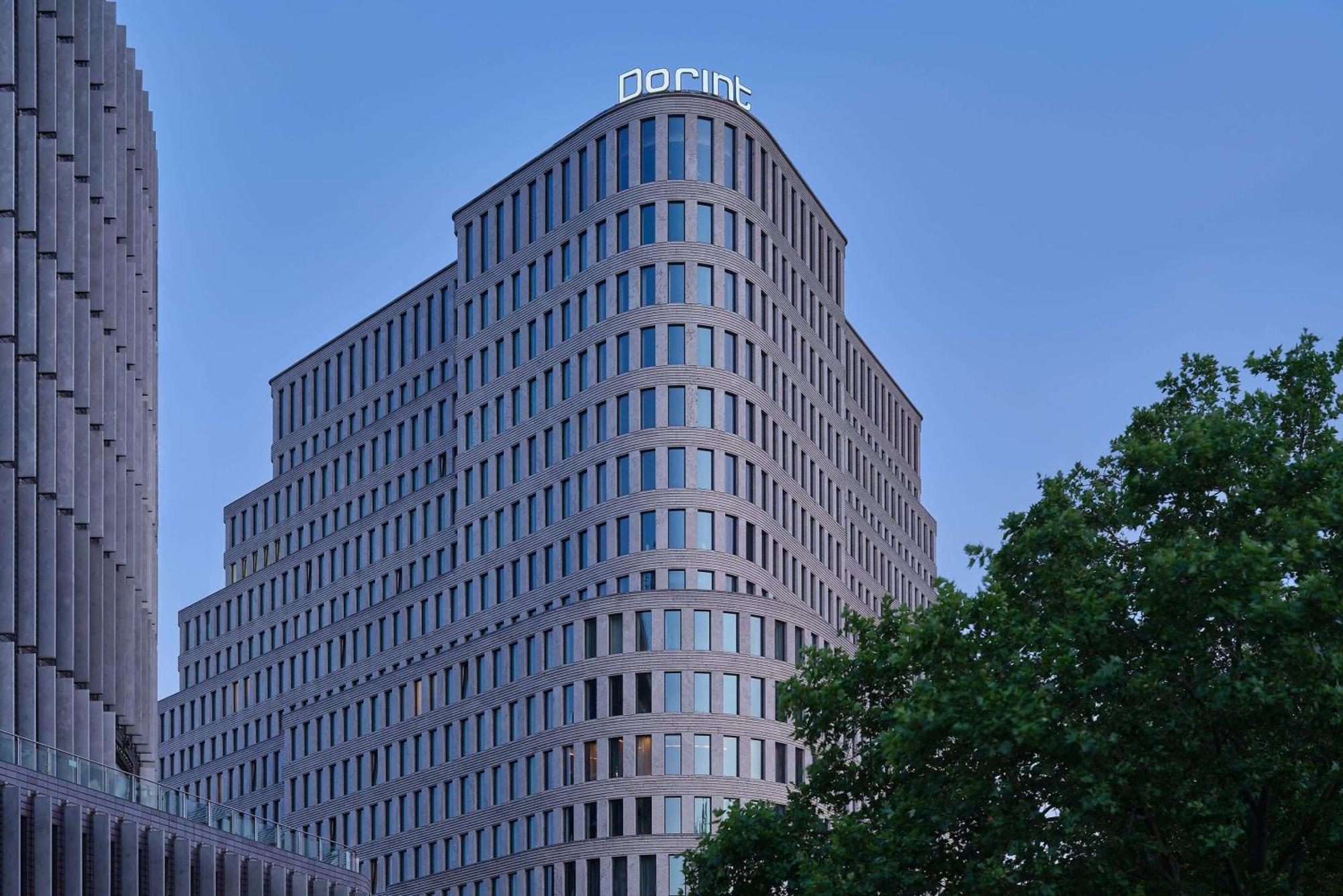 Dorint Kurfuerstendamm Berlin Exterior photo The building of the European Anti-fraud Office in Brussels